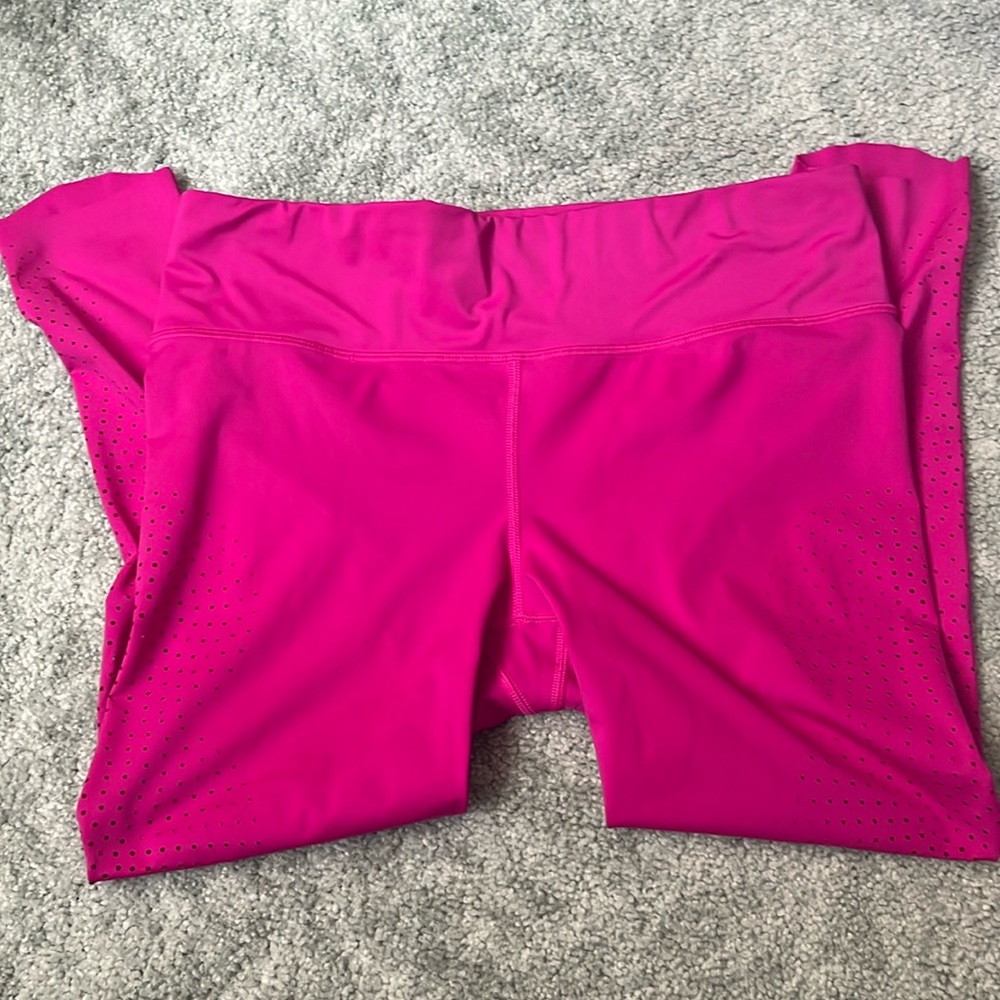 Athleta Cropped Leggings